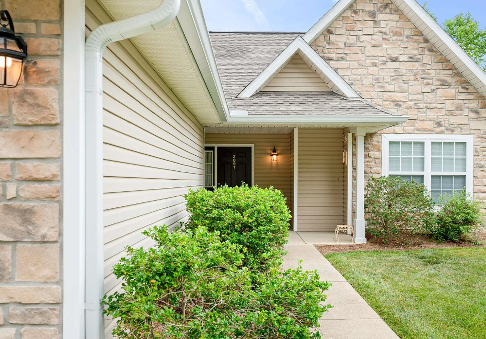 Bloomington Condo: 2097 W Arbor Ridge Way