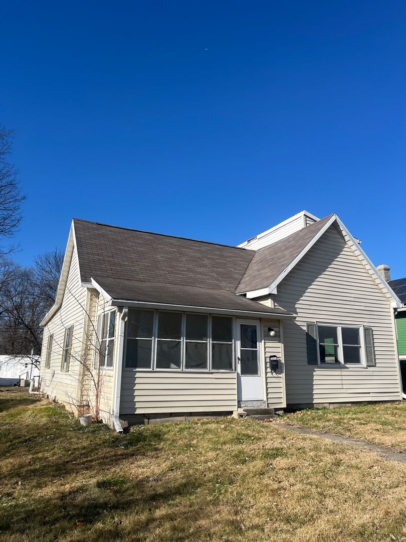 Bloomington House: 1112 South Rogers Street