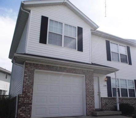 REDUCED! 3 bed, 2.5 bath in Batchelor Heights! – photo 1