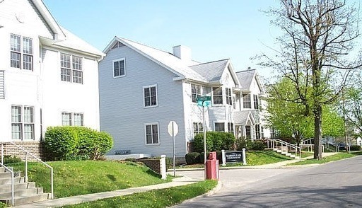 Bloomington Condo: 421 South Madison Street