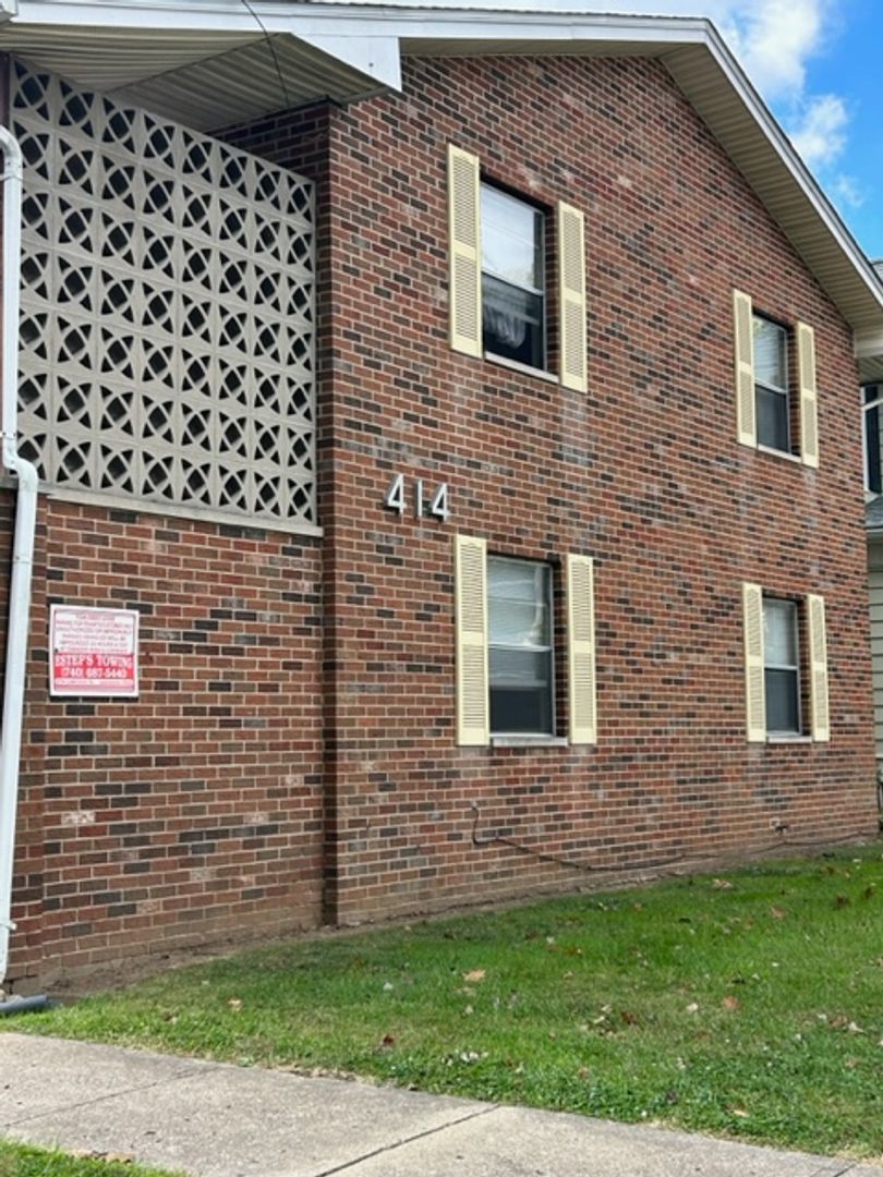 East Chestnut Apartments