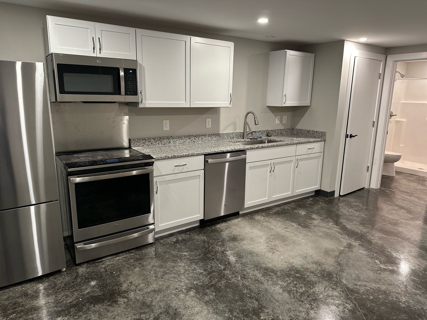 Bloomington Apartment: 1205 S Rogers St