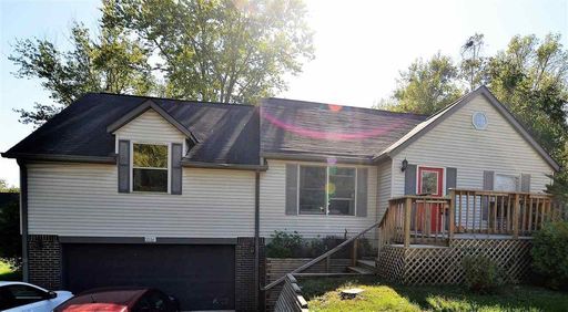 Incredible location! 4 BD/2 BA Home. Across from IU Golf Course and Baseball Field. – photo 1
