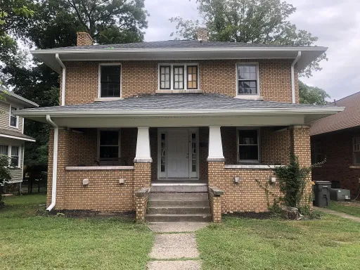 718 E Hunter Ave – photo 1