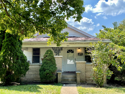 3 bed/1 bath home near Upland Brewery avail. August 1st! – photo 1