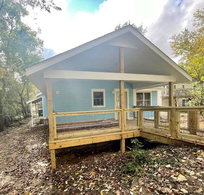 3 Bedroom/2 Bath on Hunter – photo 1