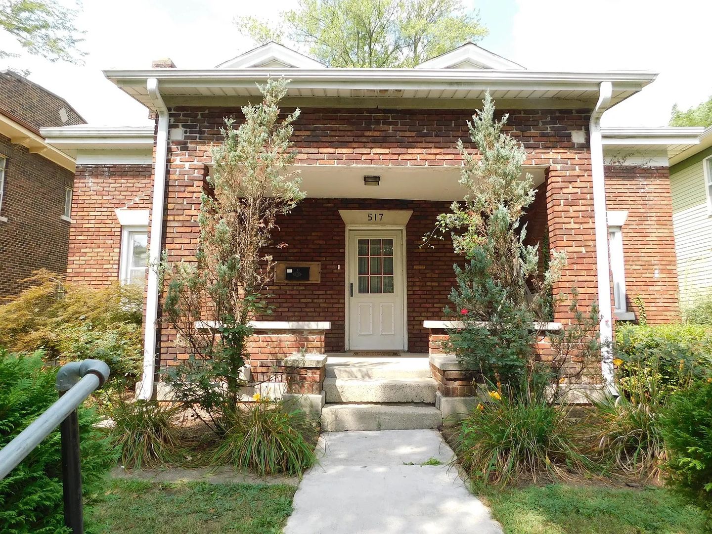 Bloomington House: 517 N Fess Ave