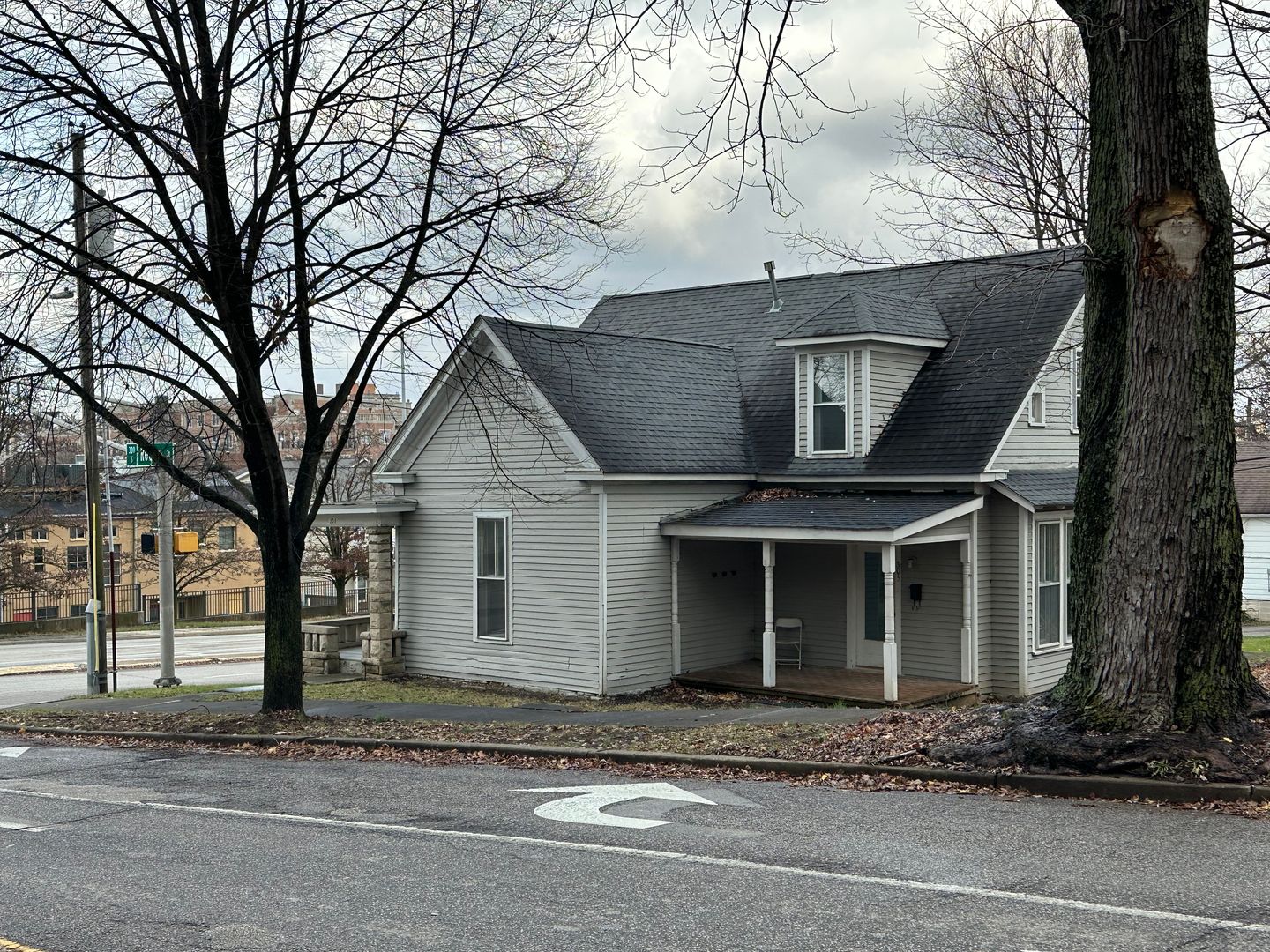 Bloomington Apartment: 301 S Rogers St