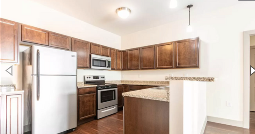HIGH END 2BED/2BA apartments downtown by Sports!! – photo 1