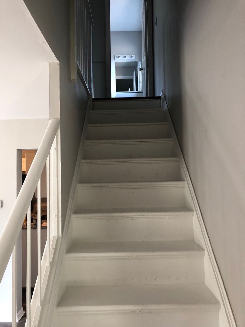 Bloomington House: 3331 Valleyview