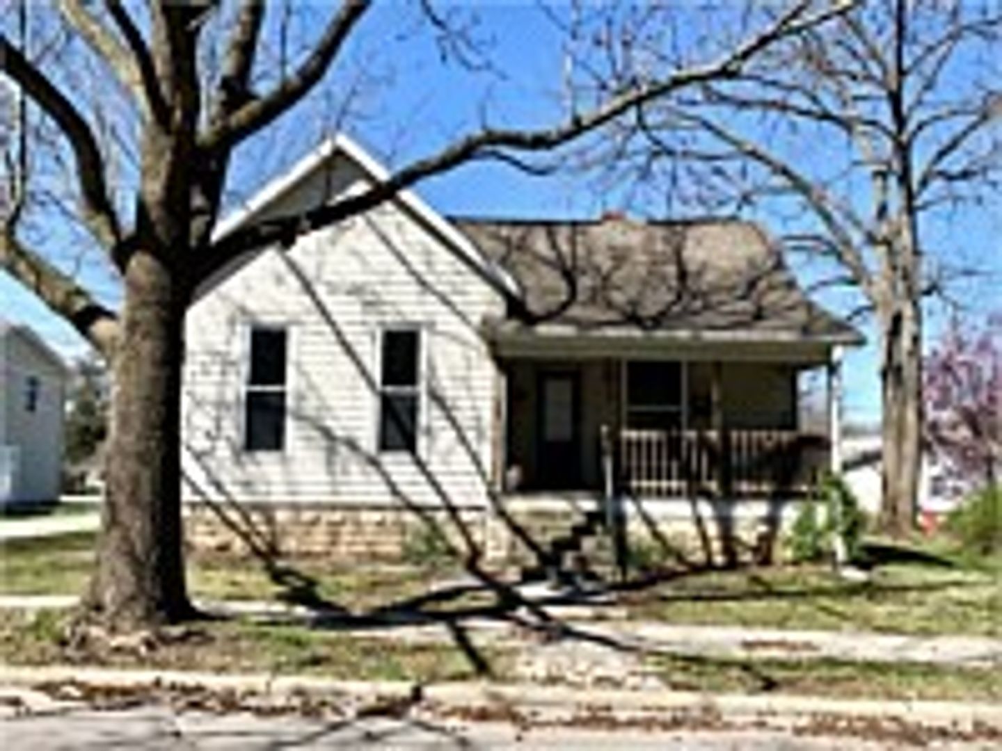 Bloomington Apartment: 808 S. Washington Street