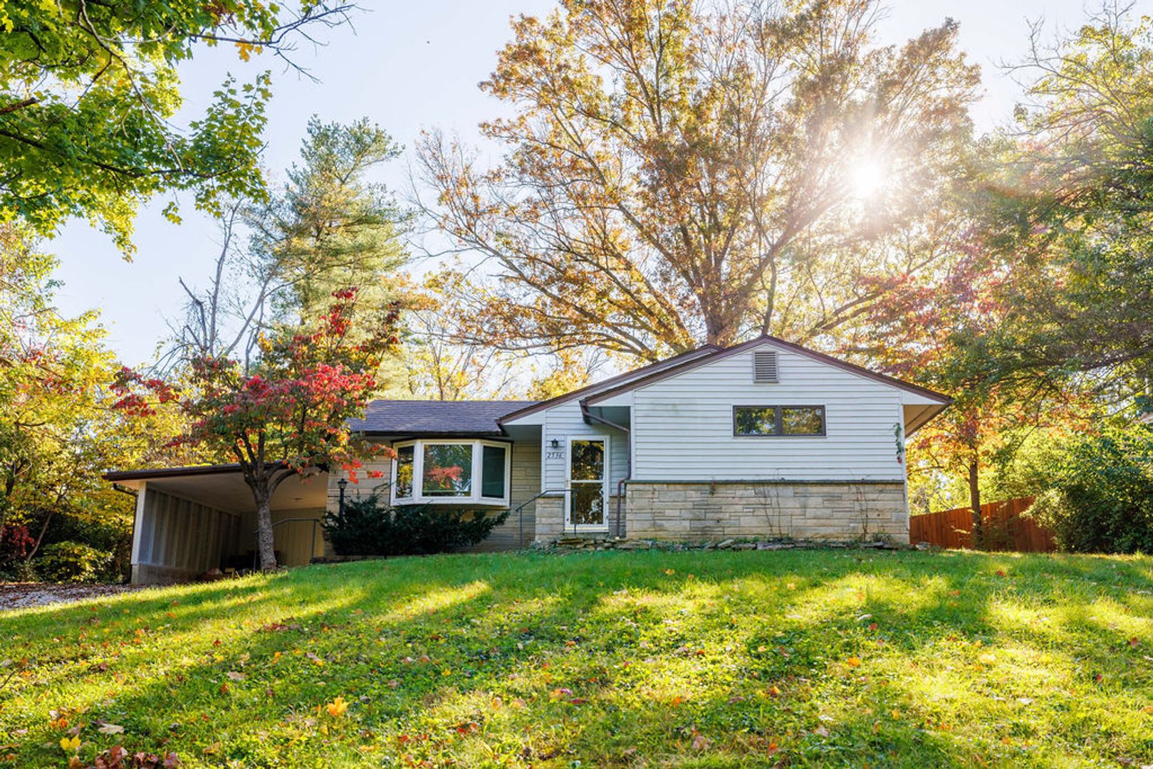 Bloomington House: 2536 E 8th ST