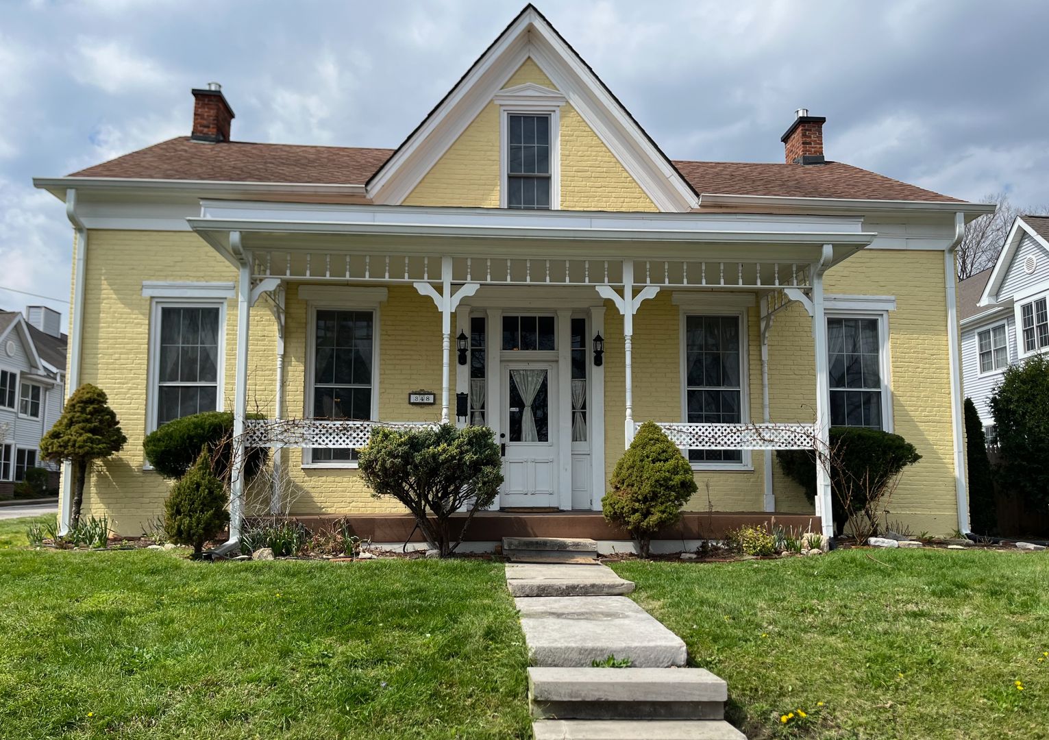 Bloomington House: 348 S Morton St