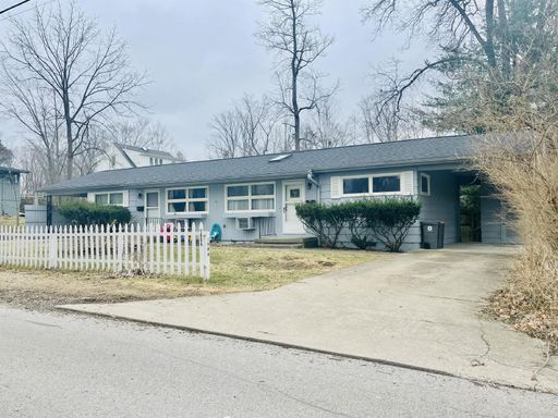 1904 E. Maxwell – photo 1