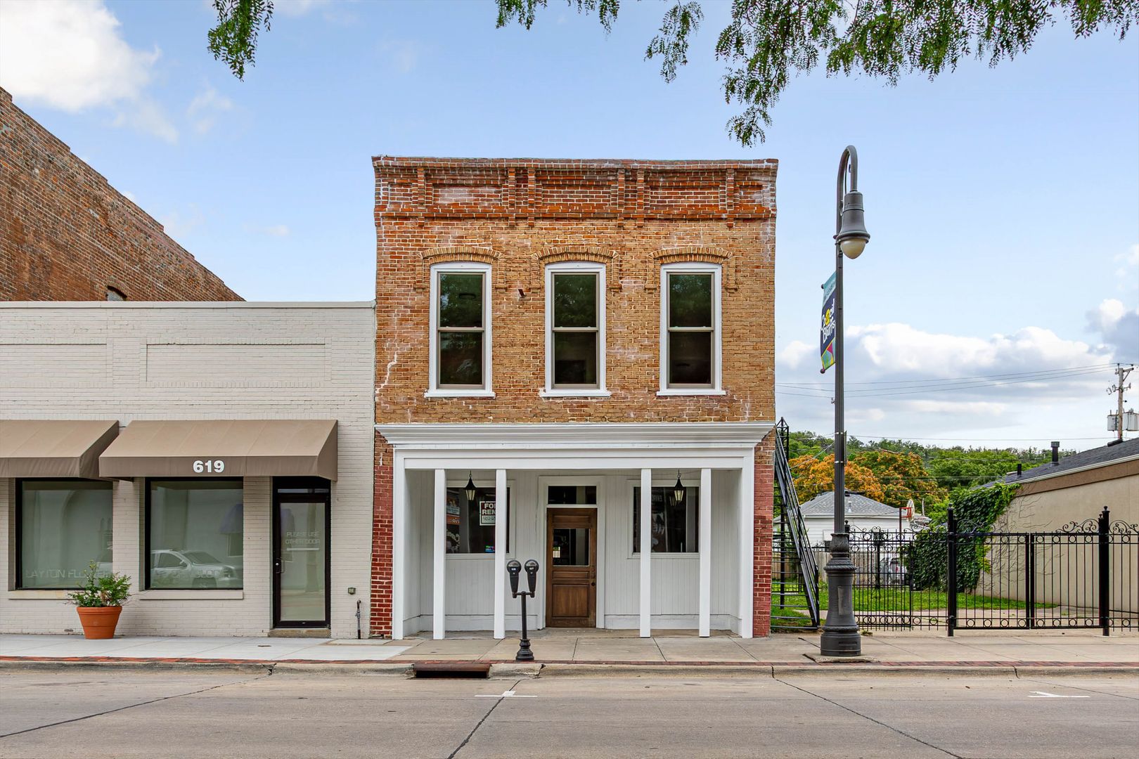 Council Bluffs Apartment: 621 S Main St