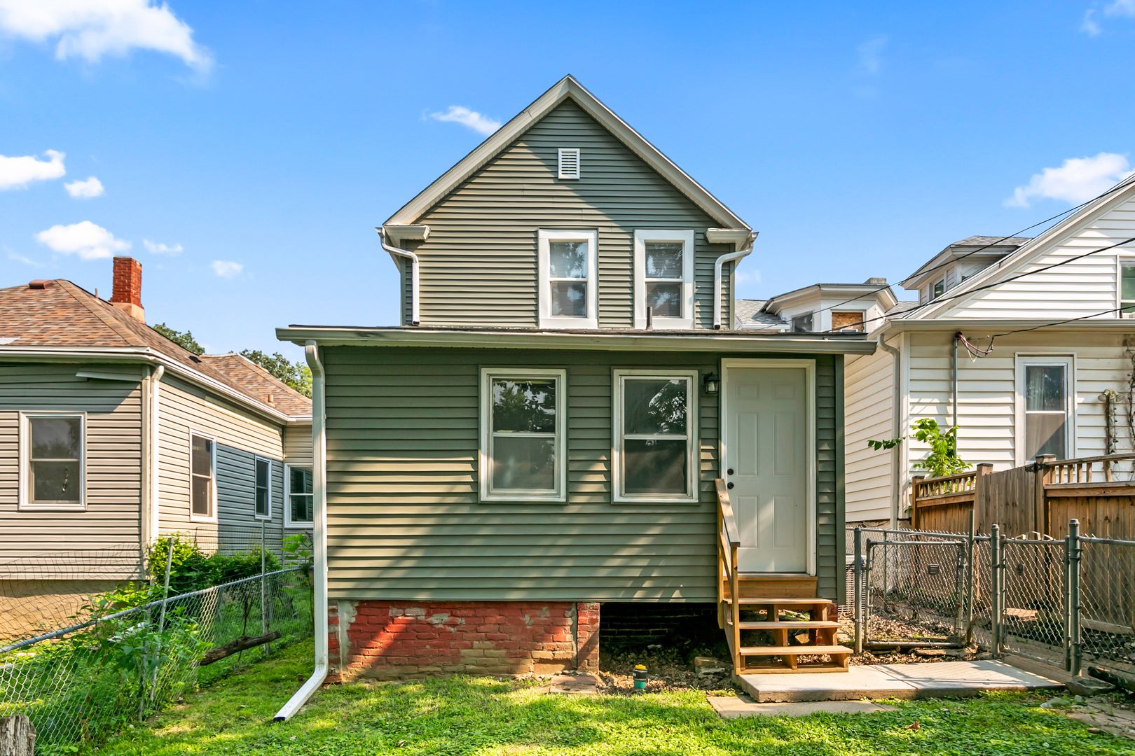 337 Sherman Avenue 5 of 12