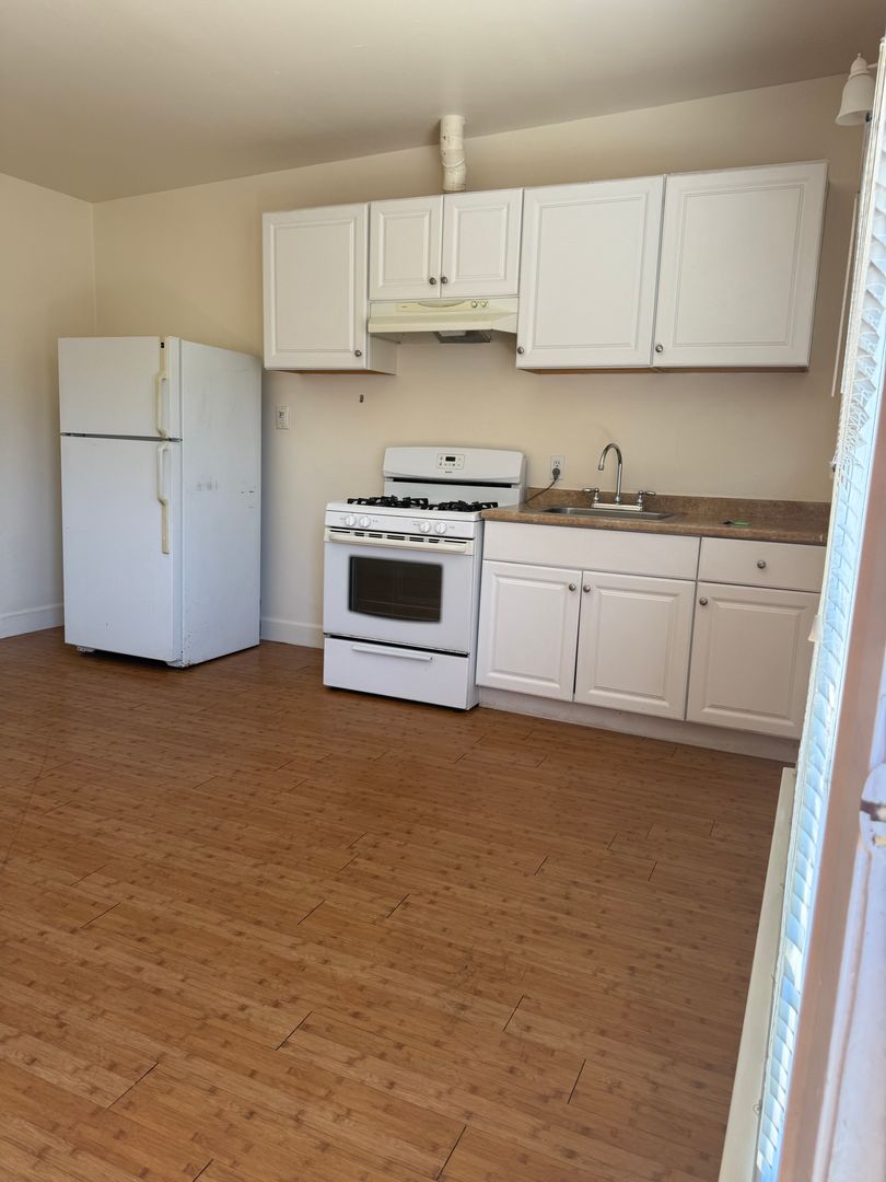 Cute 1Bd 1 Ba Unit in NE Santa Maria  