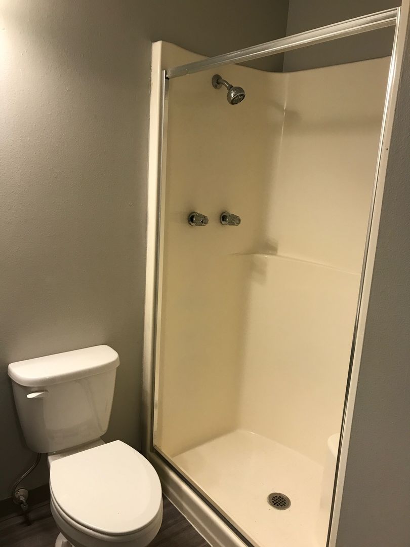 Minot Apartment: 1830 South Main