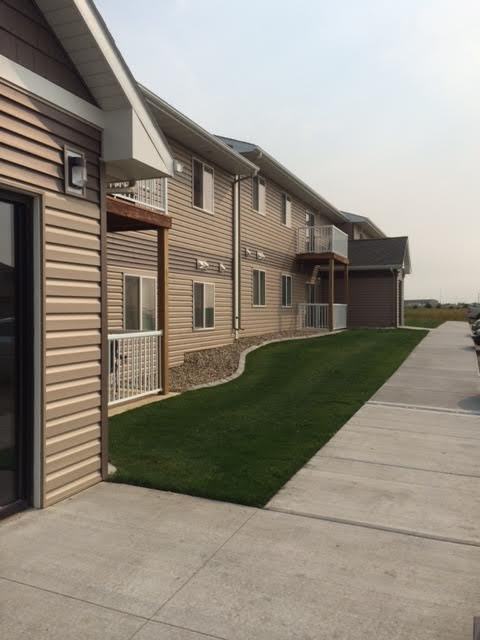 Minot Apartment: 2150 33rd St NW