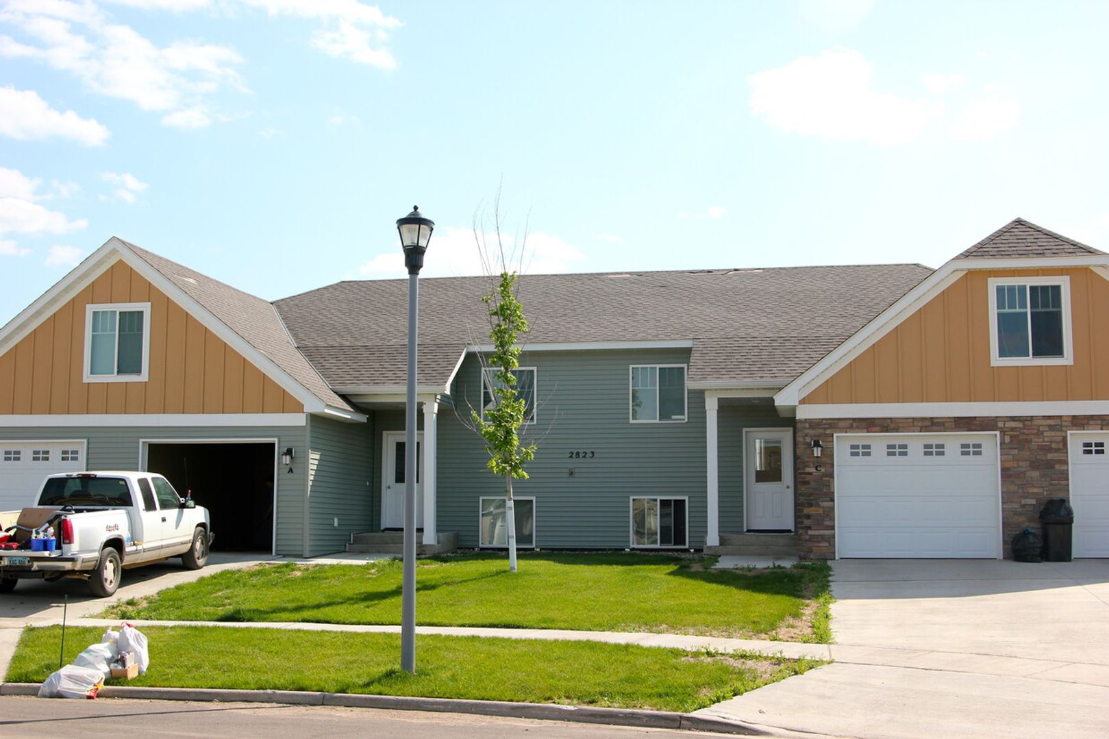 Minot Apartment: 2803 15th Ave NW