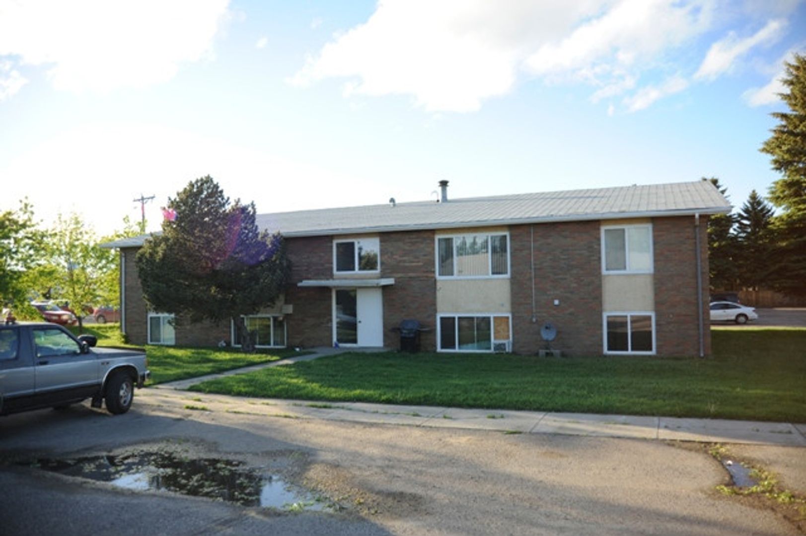 Minot Apartment: 1824 South Main