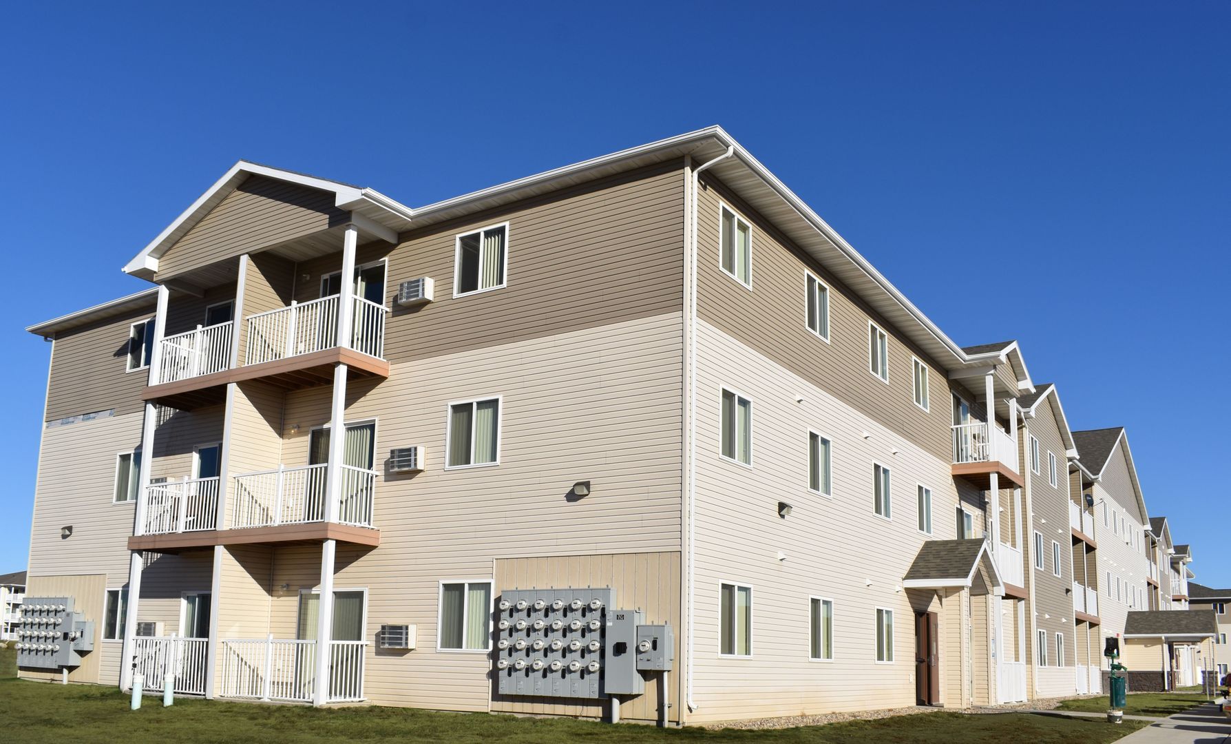 Minot Apartment: 3334 Harvest Hills Ave NW