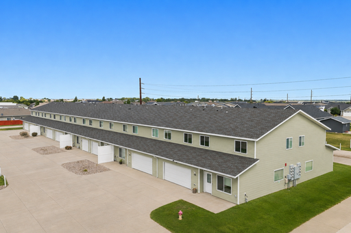 3 Bedroom Condo! – photo 1