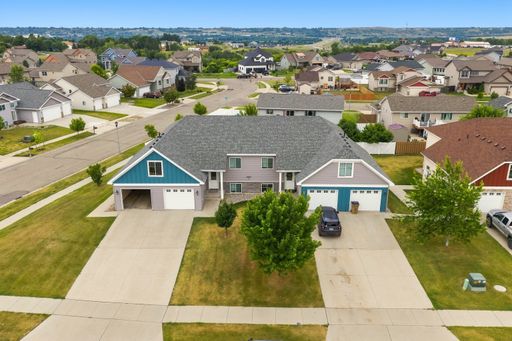 Eagles Landing Townhome! – photo 1