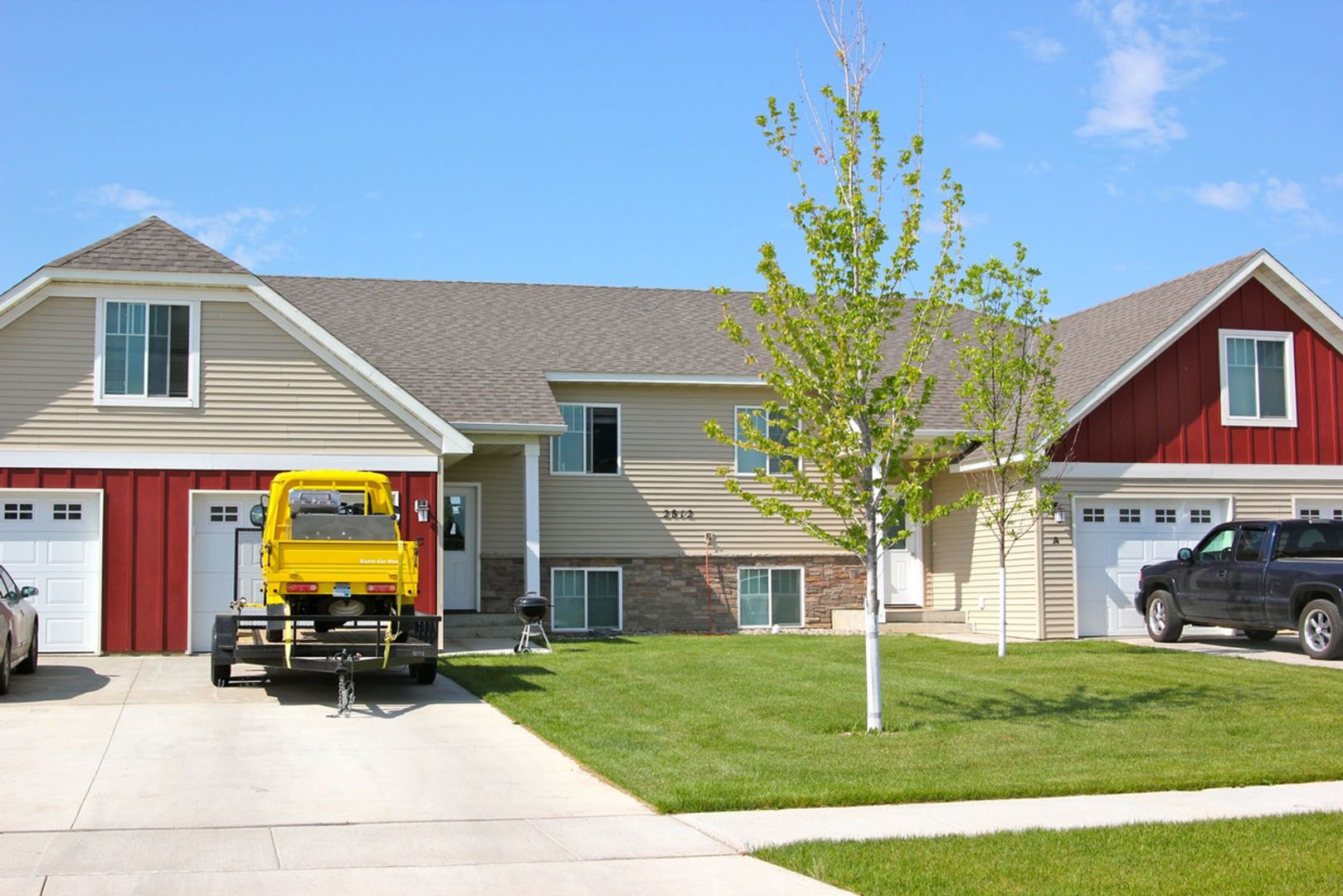 Minot Apartment: 2820 15th Ave NW