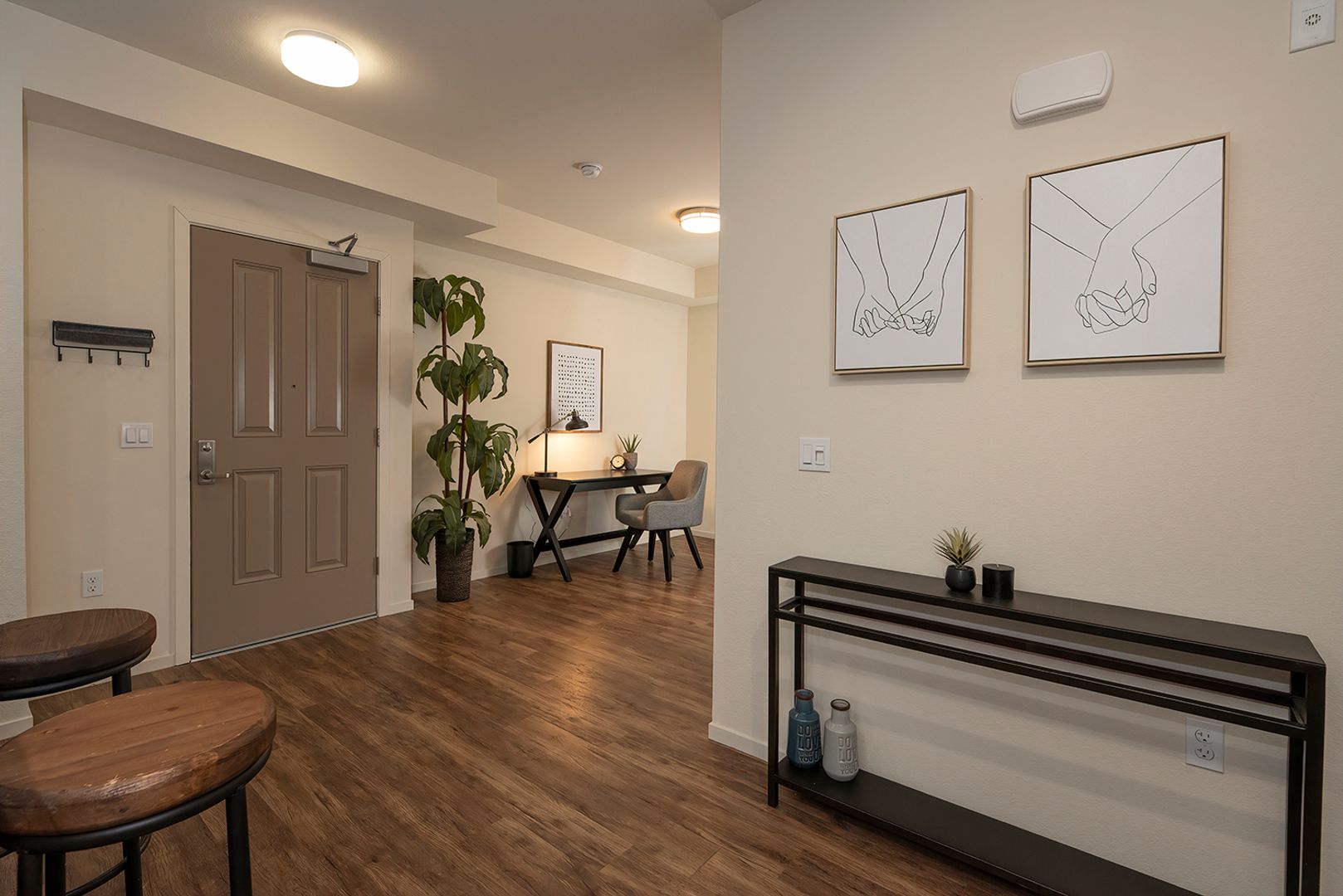 El Cerrito Apartment: 512 El Cerrito Plaza