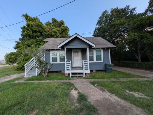 *Water Paid* 1965 Kingsley Drive, Beaumont, TX 77705 – photo 1