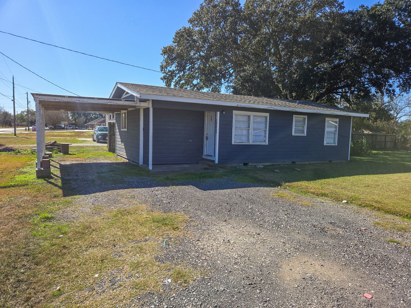 Hamshire Apartment: 12843-12849 Hamshire Rd