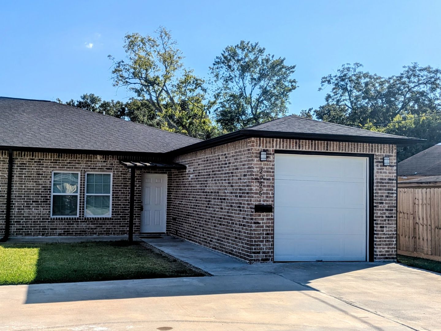 Beaumont House: 2925 Pecos St