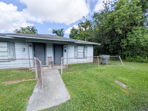 980 Oakland St, Beaumont, TX 77701
