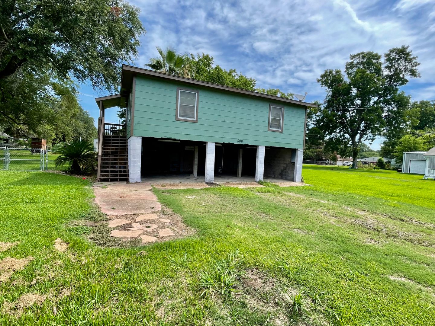 Port Neches House: 800 Grigsby