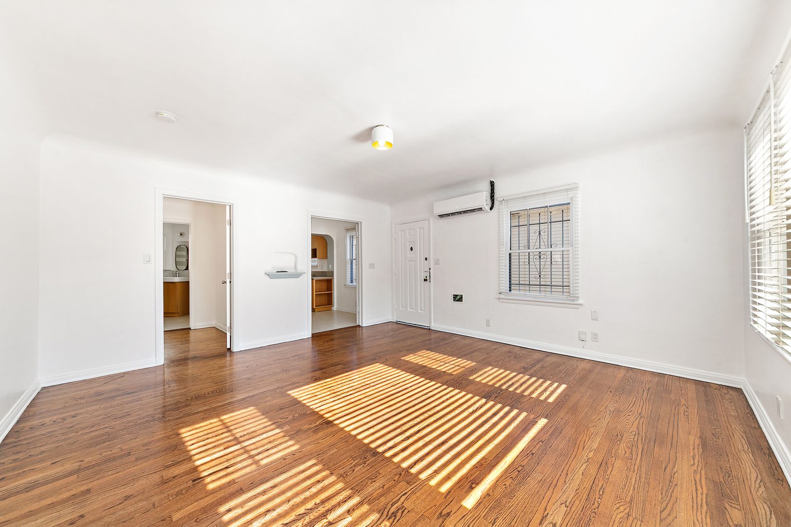 Los Angeles Apartment: 1858 Westerly Terrace