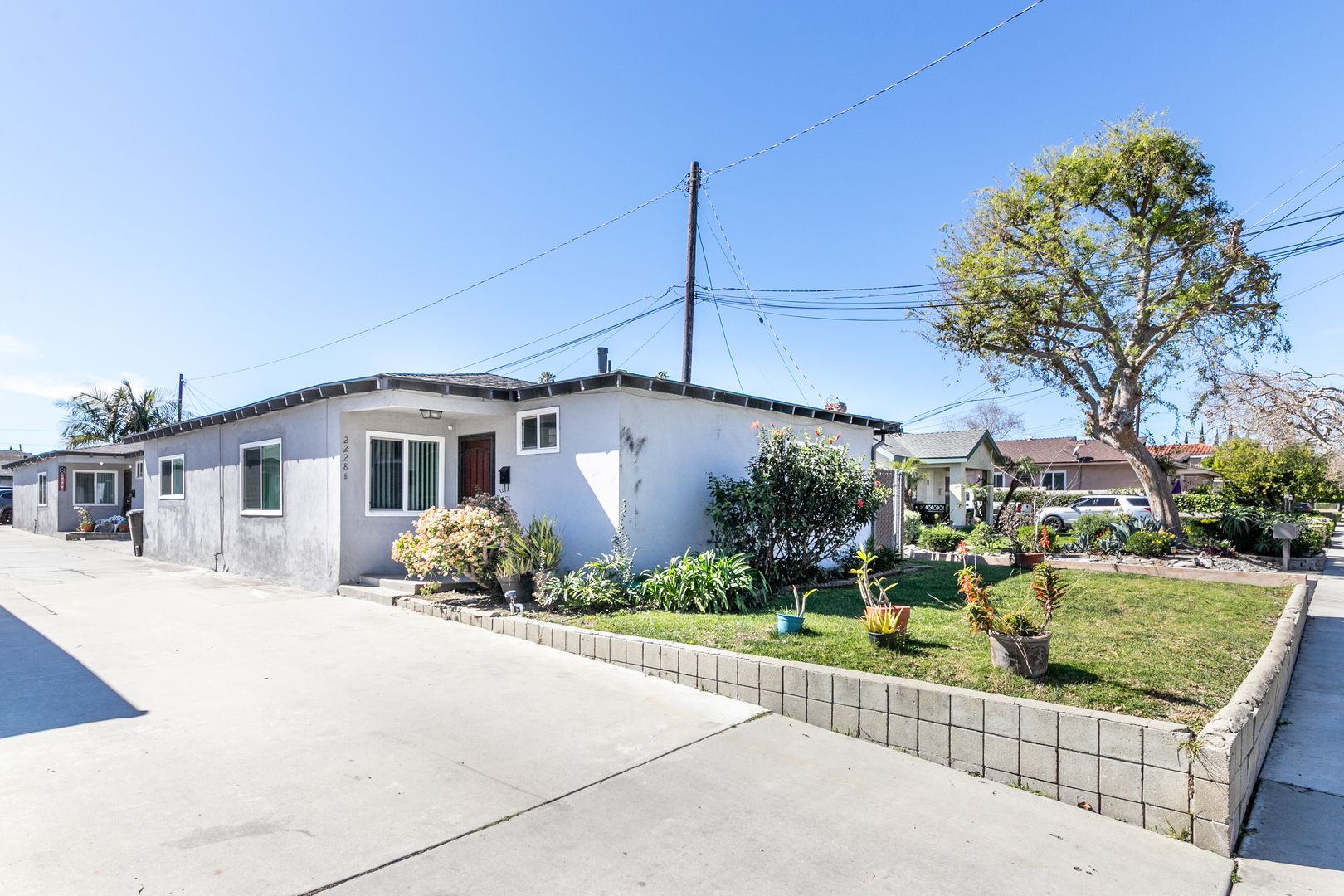 Lomita Apartment: 2222 248th St.