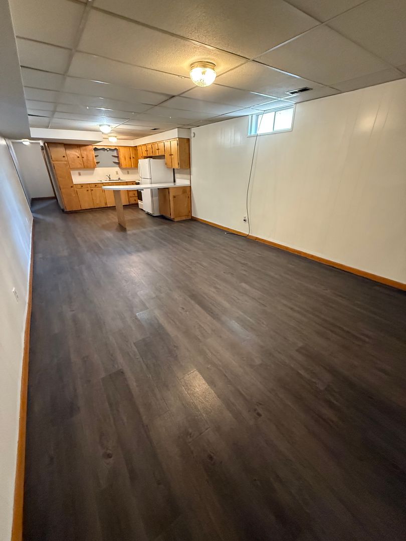 Junction City Apartment: 707 W 8th St
