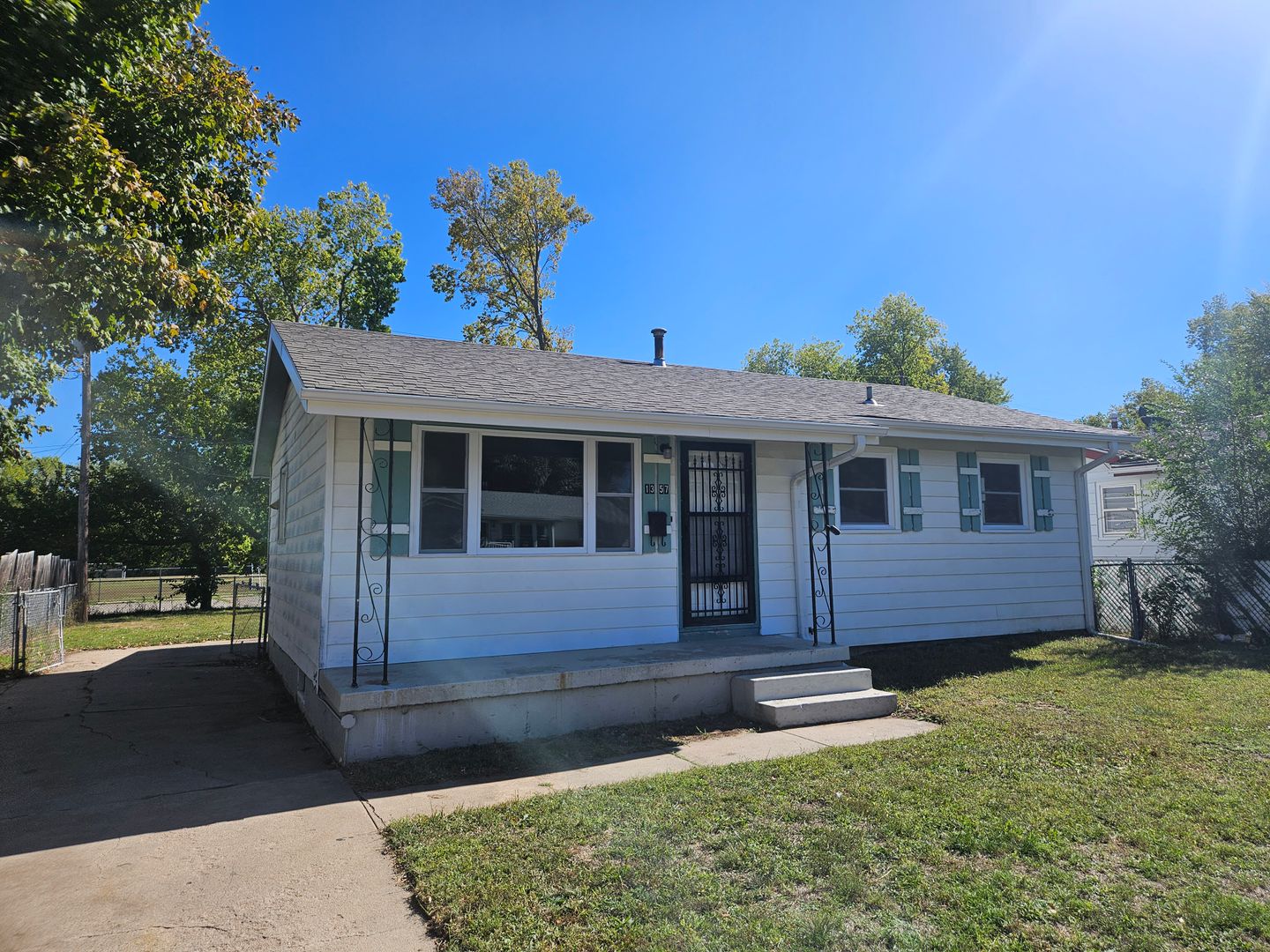 Junction City House: 1357 Fogarty