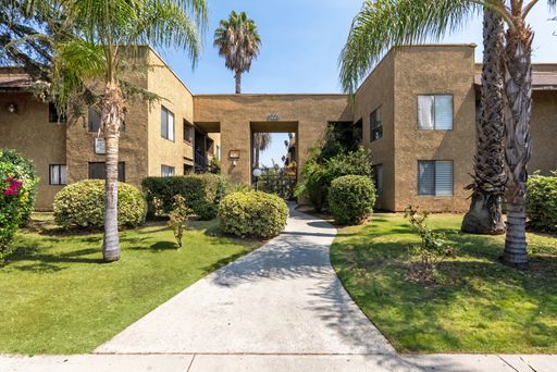 2 Bed 2 Bath Rental at 9228 Wakefield Ave - 106, Panorama City, CA – photo 1