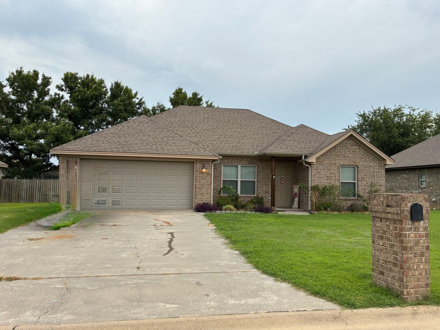 Searcy House: 2712 Ridgewood