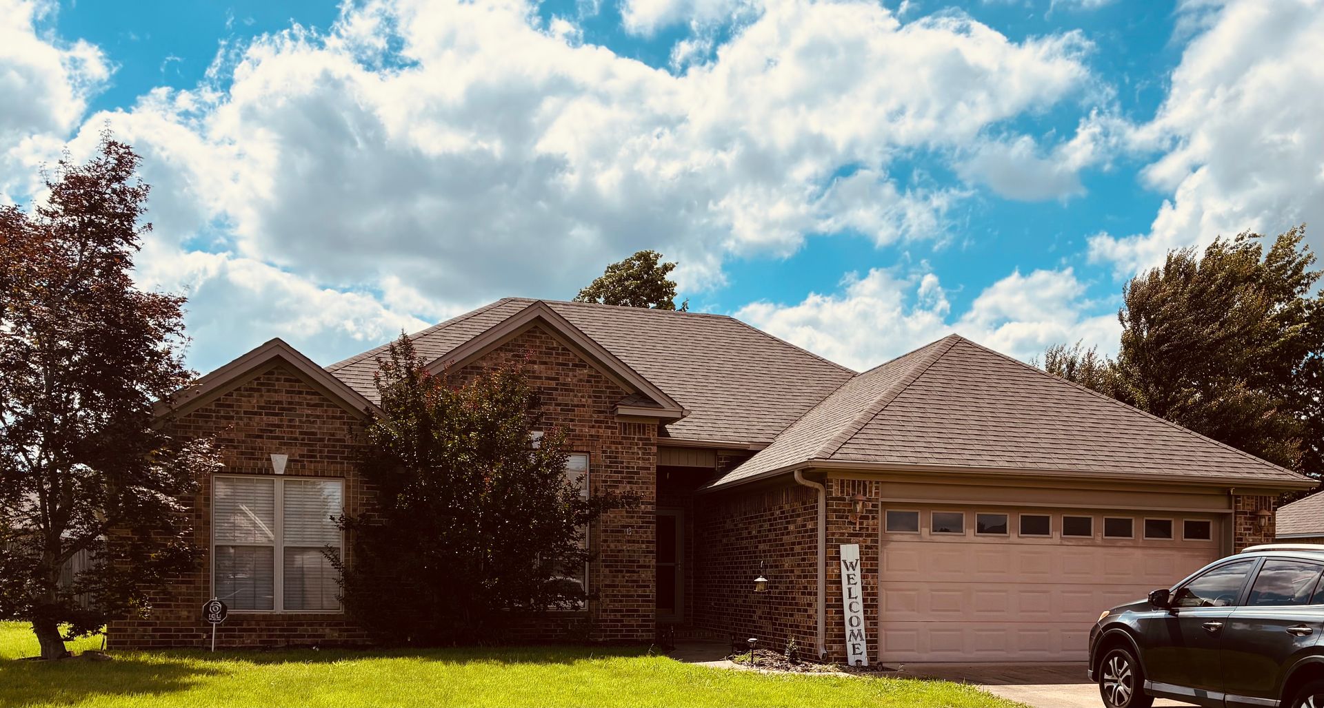 Searcy House: 2217 Daniel Dr