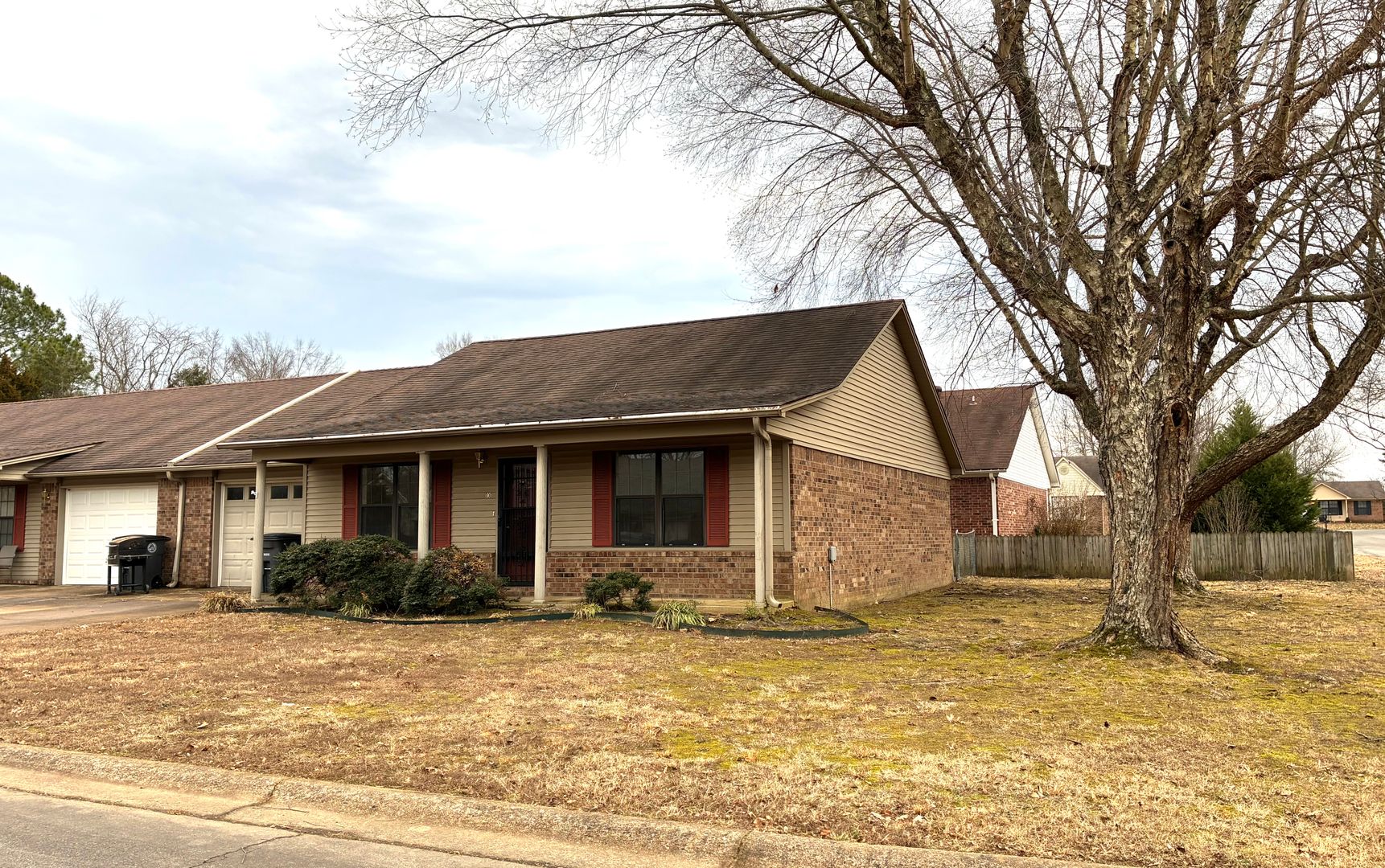 Searcy Condo: 101 Mitchell Lane