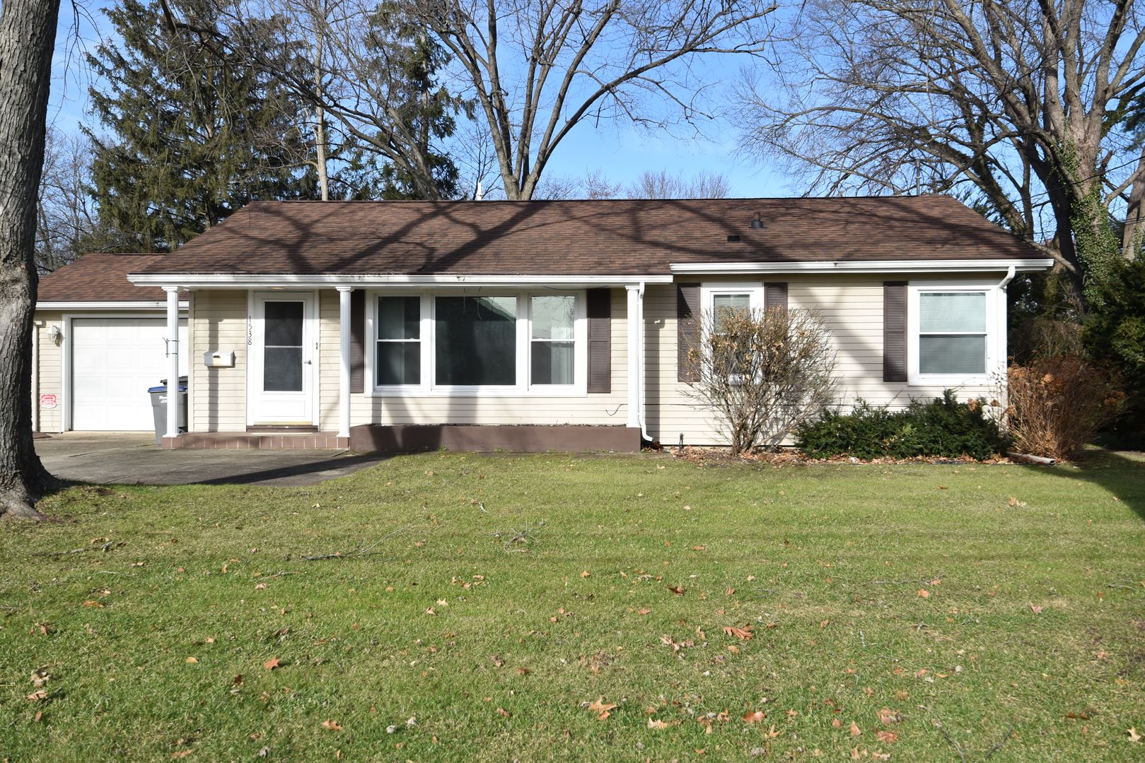 Elkhart House: 1538 Greenleaf Blvd
