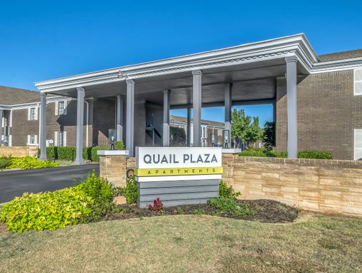 Quail Plaza Apartments - B3 – photo 1