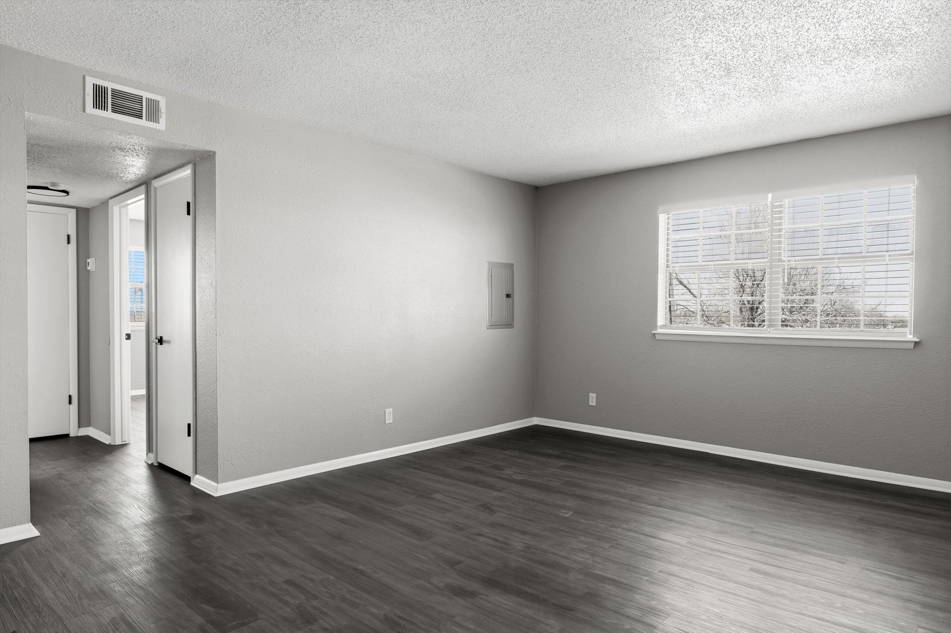 Oklahoma City Apartment: 2300 SW 74th St.