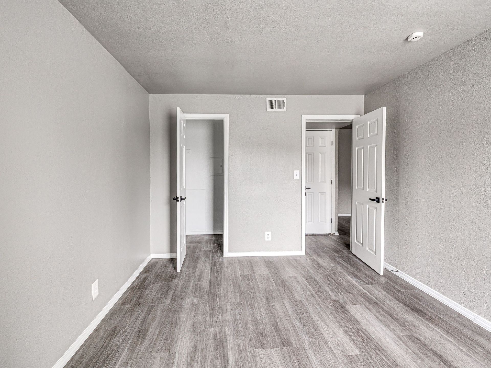 Tulsa Apartment: 12525 E. 41st St.