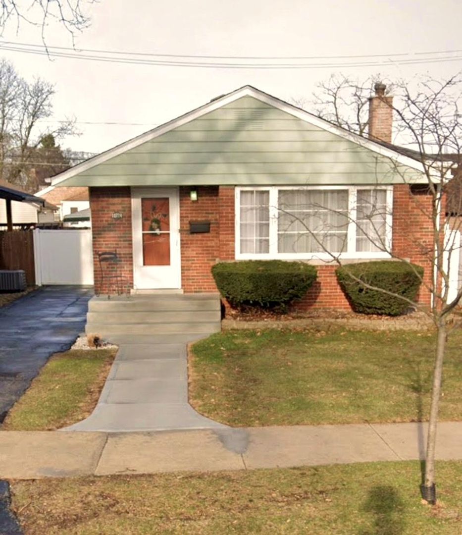 Chicago House: 10724 S Drake Ave