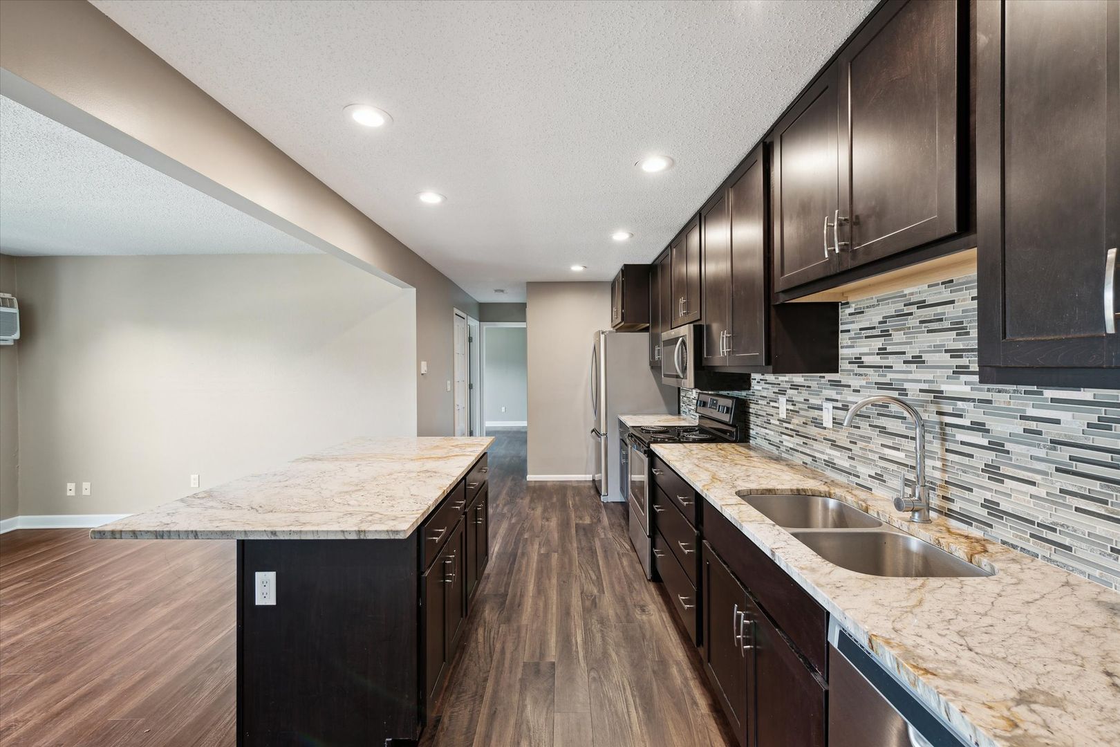 Toledo Apartment: 4103-11 Harvest Ln