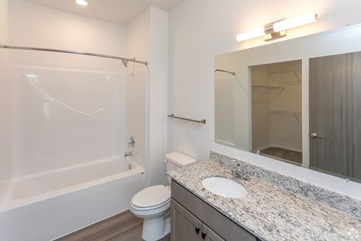 Listing photo thumbnail